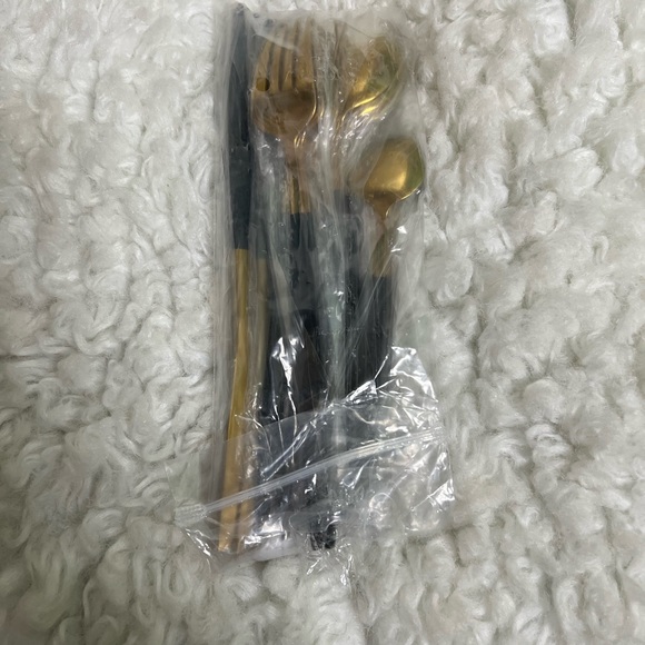 🆕SILVERWARE BUNDLE GOLD/BLACK 24 PIECE SET - Picture 7 of 9
